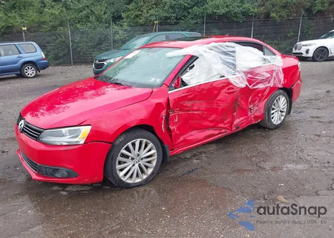2011 Volkswagen Jetta 2.5L Sel from USA, damaged, VIN 3VWLZ7AJXBM113146